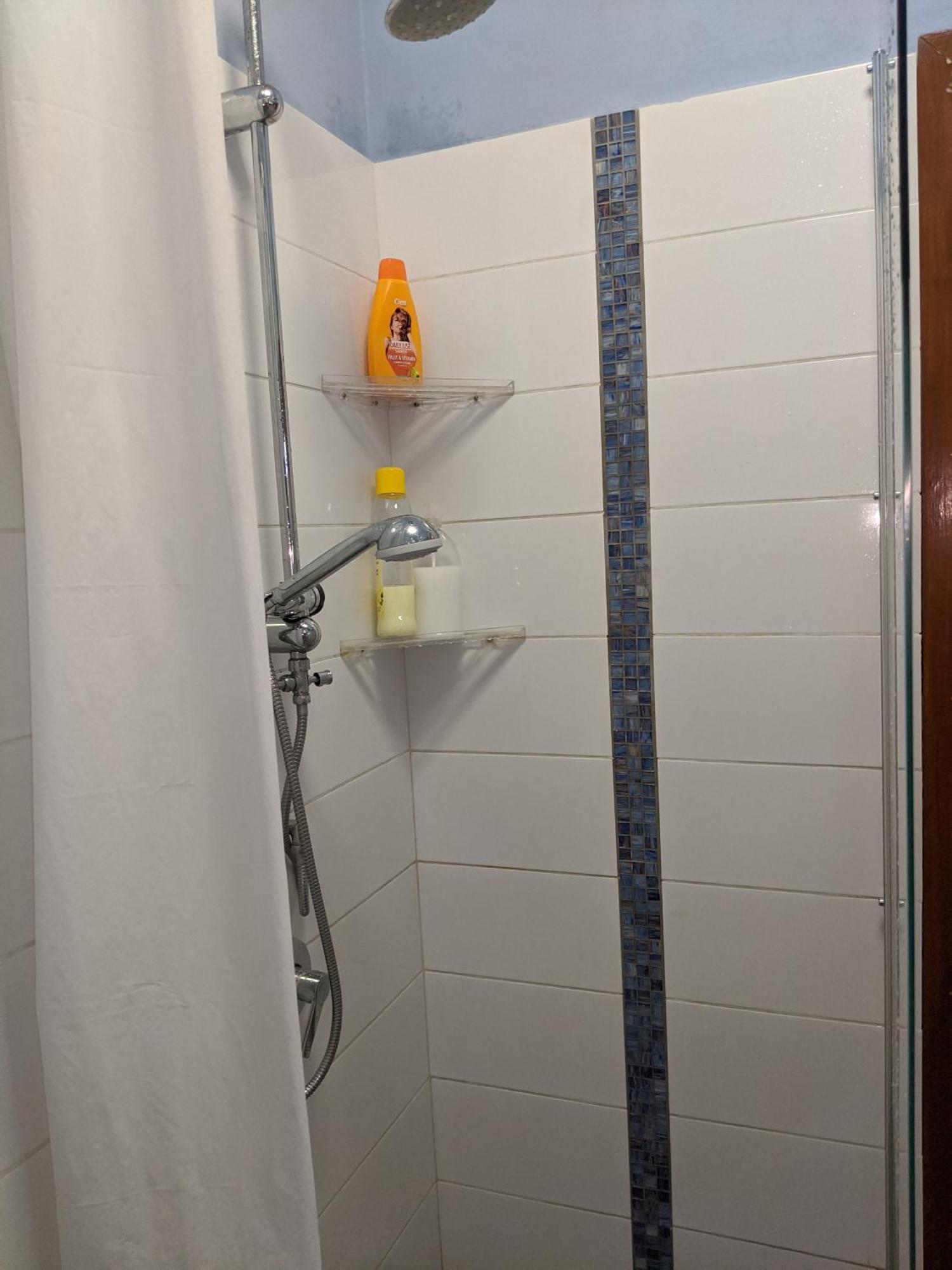Verbania Centro Storico 2 Camere Luaran gambar